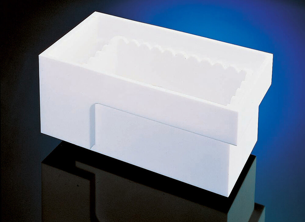 ถัง PTFE แบบน้ำล้น (overflow PTFE tank)